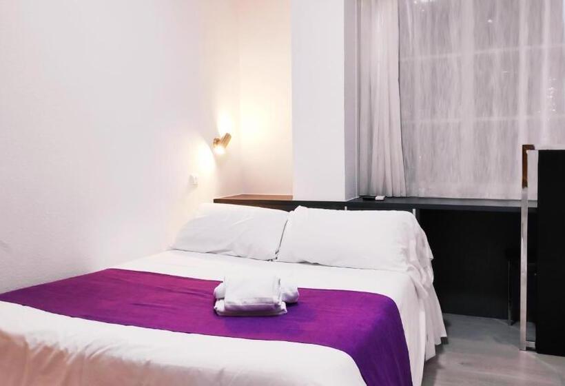 Номер Стандарт Индивидуальный, Hostal Doña Isabel