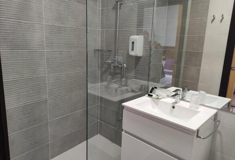 Номер Стандарт, Hostal Doña Isabel