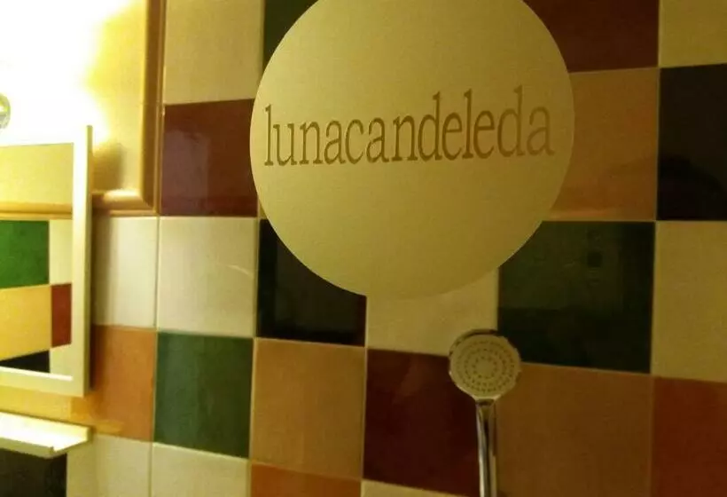 スタンダードルーム, Hostal Rural Luna Y Lunaposada