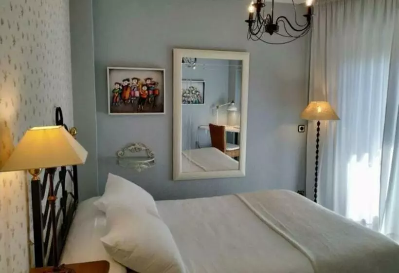 スタンダードルーム, Hostal Rural Luna Y Lunaposada
