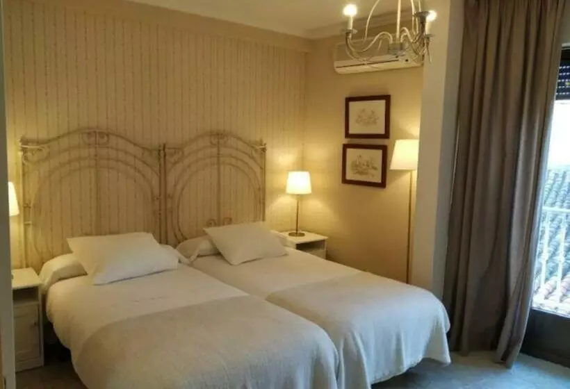 スタンダードルーム, Hostal Rural Luna Y Lunaposada
