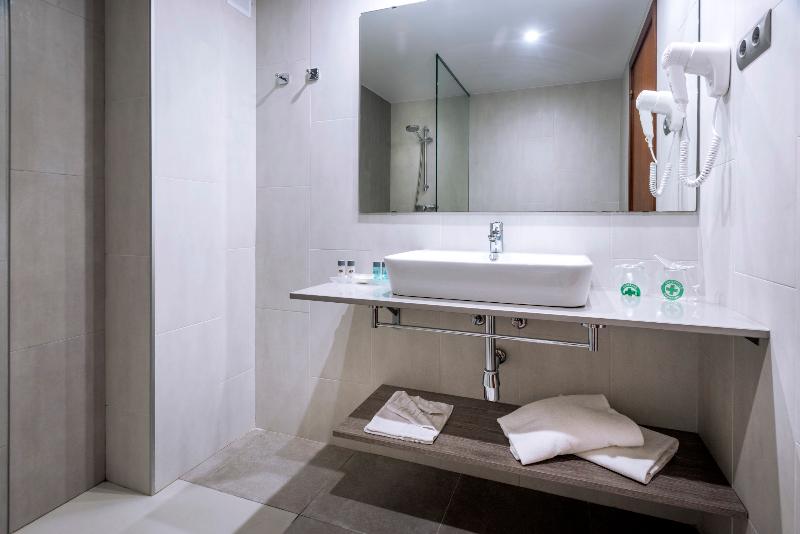 Номер Стандарт Трехместный, 4r Gran Regina