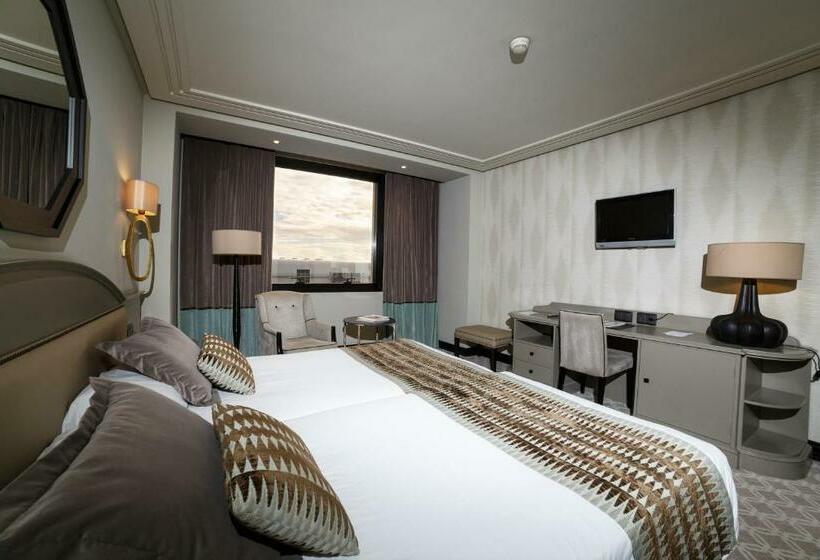 スタンダードシティビュールーム, Bahia