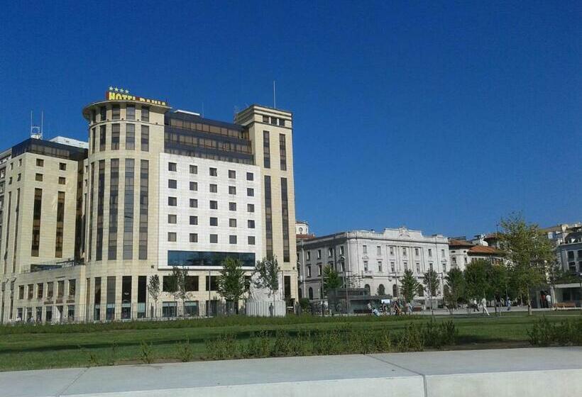 スタンダードシティビュールーム, Bahia