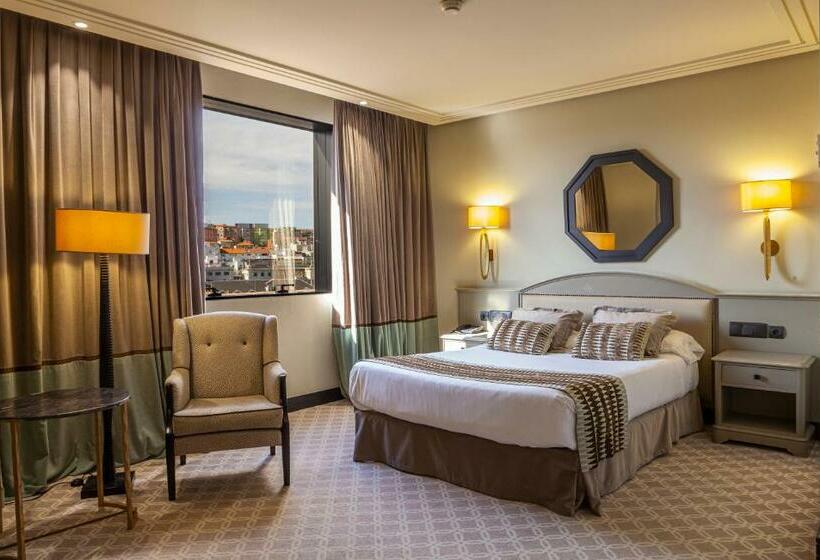 スタンダードシティビュールーム, Bahia