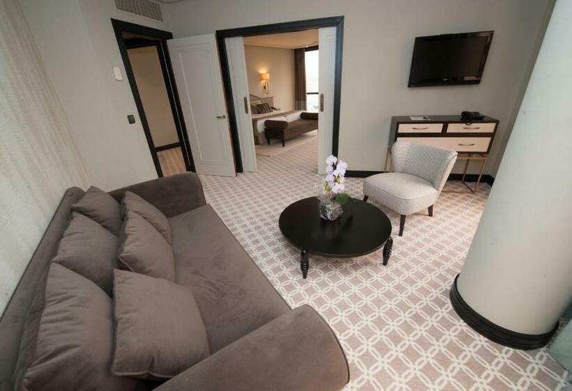 ジュニアスイート, Bahia