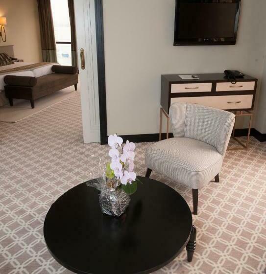 ジュニアスイート, Bahia