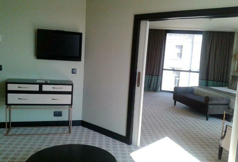 ジュニアスイート, Bahia