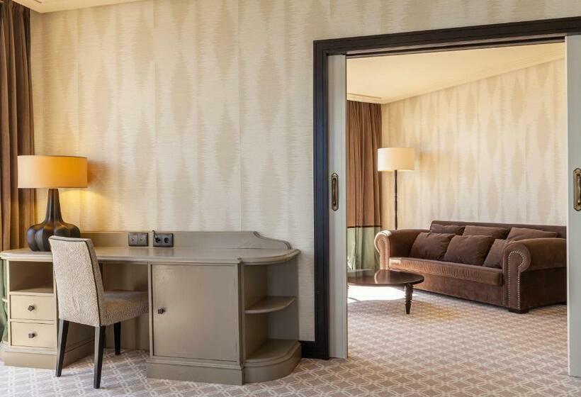 ジュニアスイート, Bahia