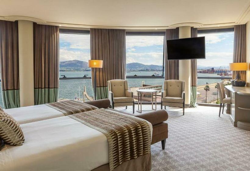 ジュニアスイート, Bahia