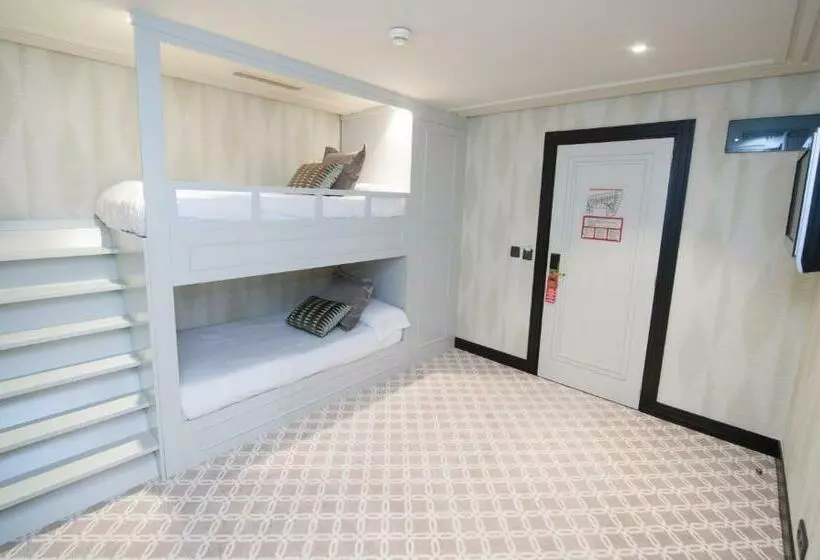 Chambre Familiale, Bahia