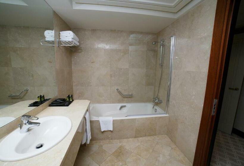 スタンダードトリプルルーム, Bahia