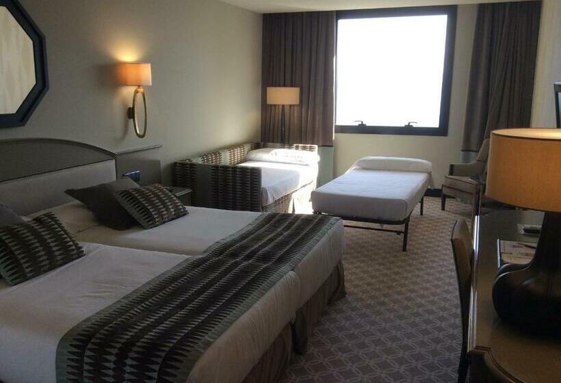 スタンダード4人部屋, Bahia