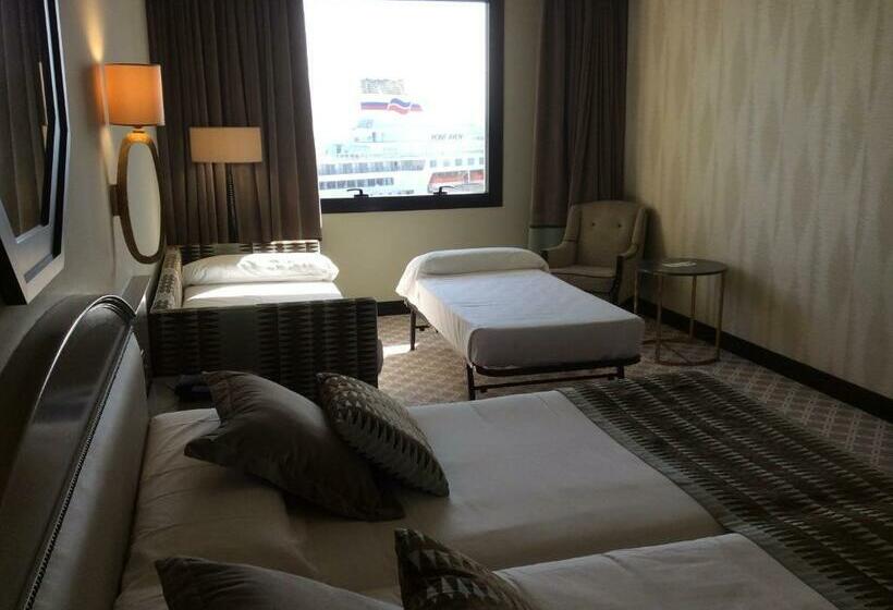 スタンダード4人部屋, Bahia