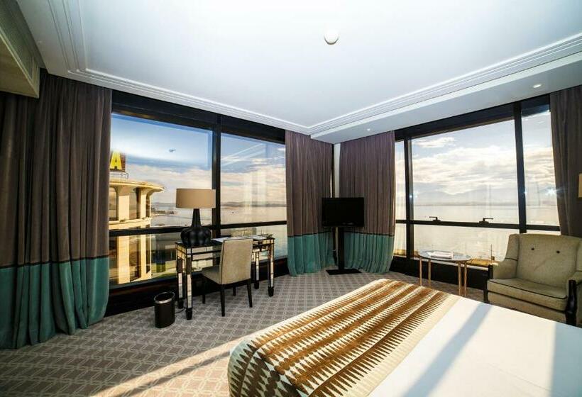 スーペリアールーム, Bahia