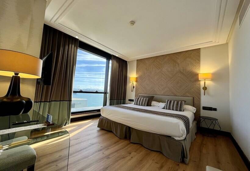 スーペリアールーム, Bahia