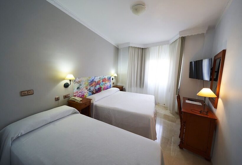 スタンダードトリプルルーム, Bajamar Centro