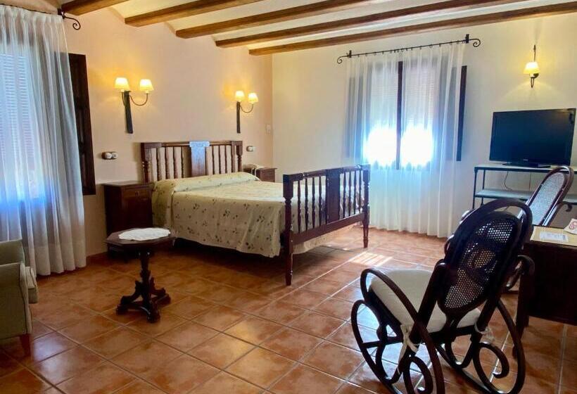 اتاق سوپریور, Caserón De La Fuente