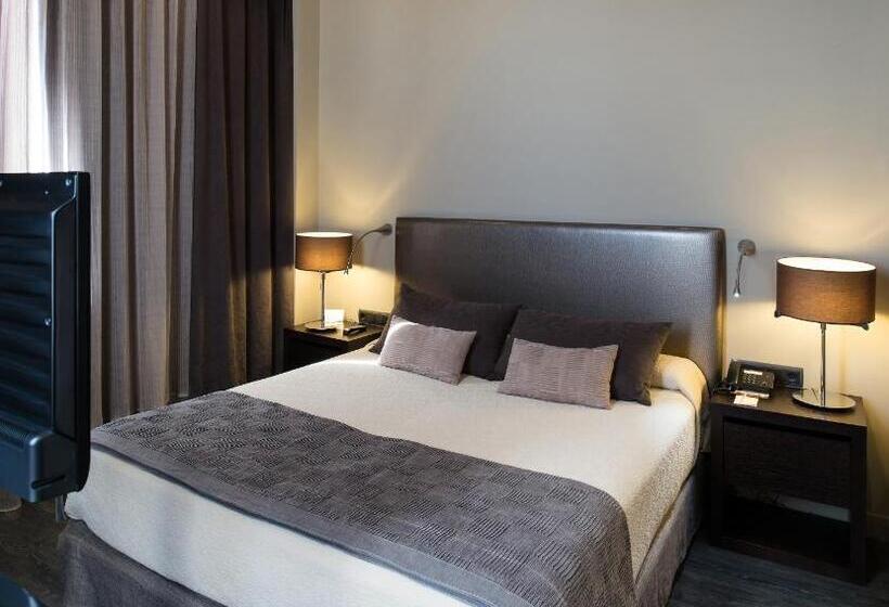 Люкс, Catalonia Portal de L' Angel