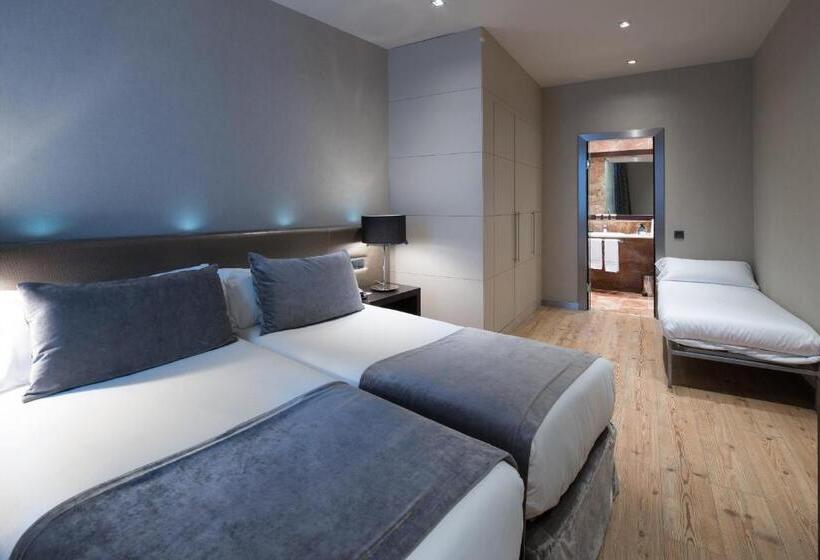 Номер Стандарт Трехместный, Catalonia Portal de L' Angel