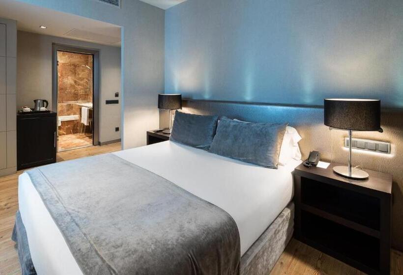 Номер Стандарт с Балконом, Catalonia Portal de L' Angel