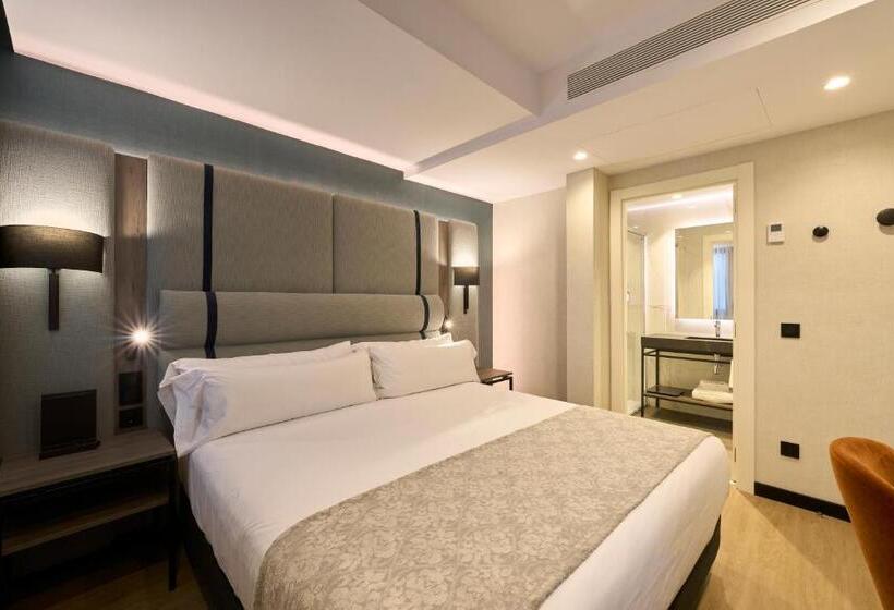 Номер Премиум, Catalonia Portal de L' Angel