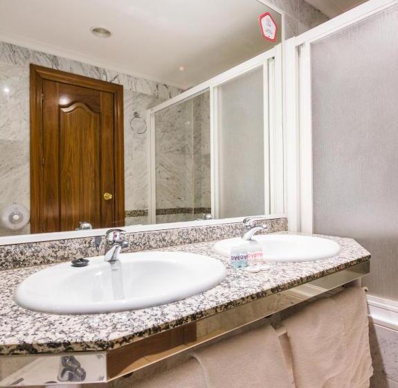 חדר סטנדרט, Emperatriz Iii