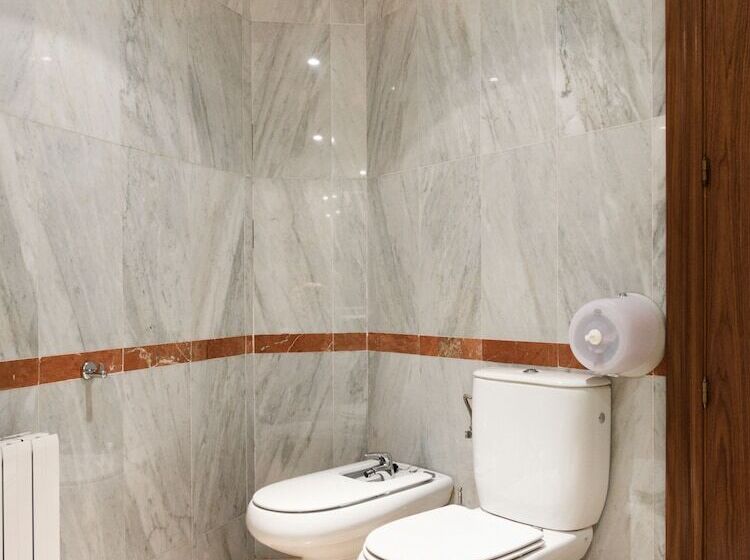 חדר סטנדרט, Emperatriz Iii