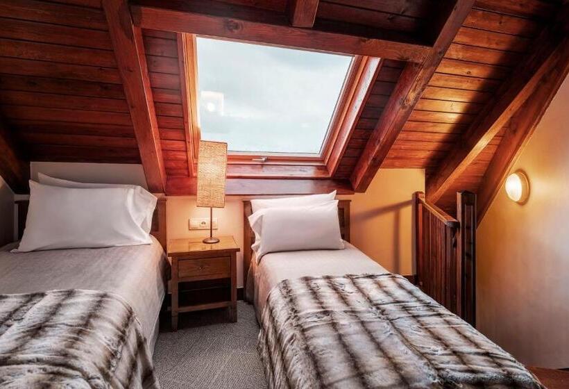 غرفة عائلية, Eurostars La Pleta