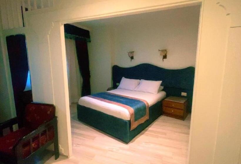 سوییت, Hor Moheb