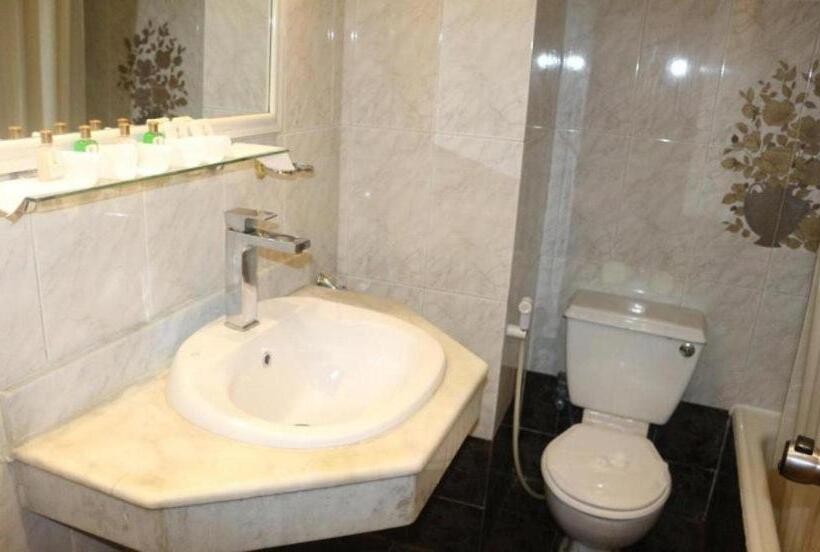 اتاق استاندارد یک نفره, Hor Moheb