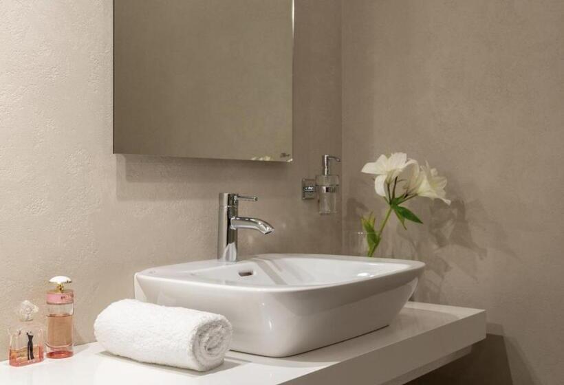 Номер Deluxe Вид на Сад, Lonsdale House Luxury Apartments