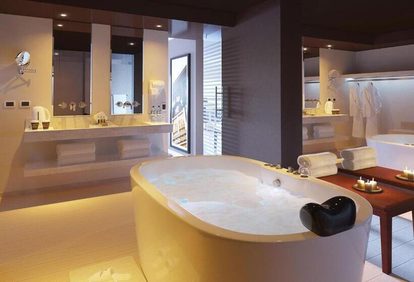 디럭스 스위트, Casa Andina Premium Golf Los Incas