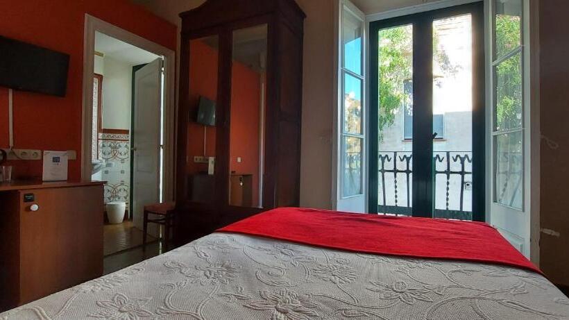 Номер Стандарт Индивидуальный, Noucentista