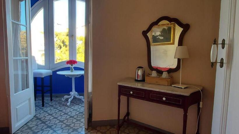 Номер Стандарт, Noucentista