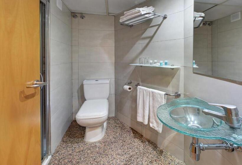 اتاق استاندارد, Nuevo Triunfo