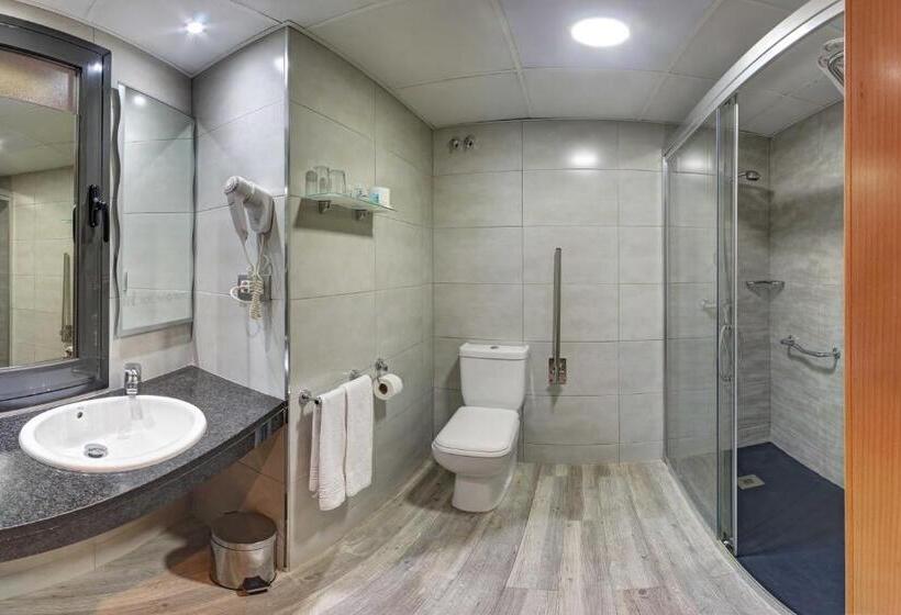 اتاق استاندارد, Nuevo Triunfo