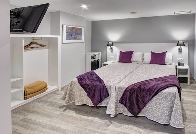 اتاق استاندارد, Nuevo Triunfo