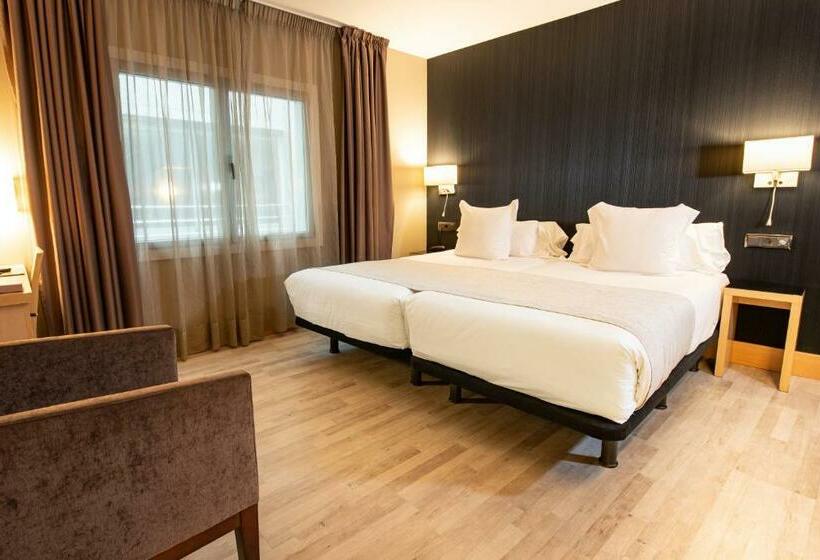 اتاق استاندارد, Plaza