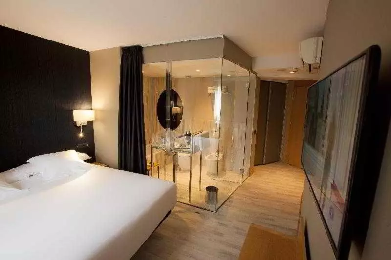Standardzimmer, Plaza