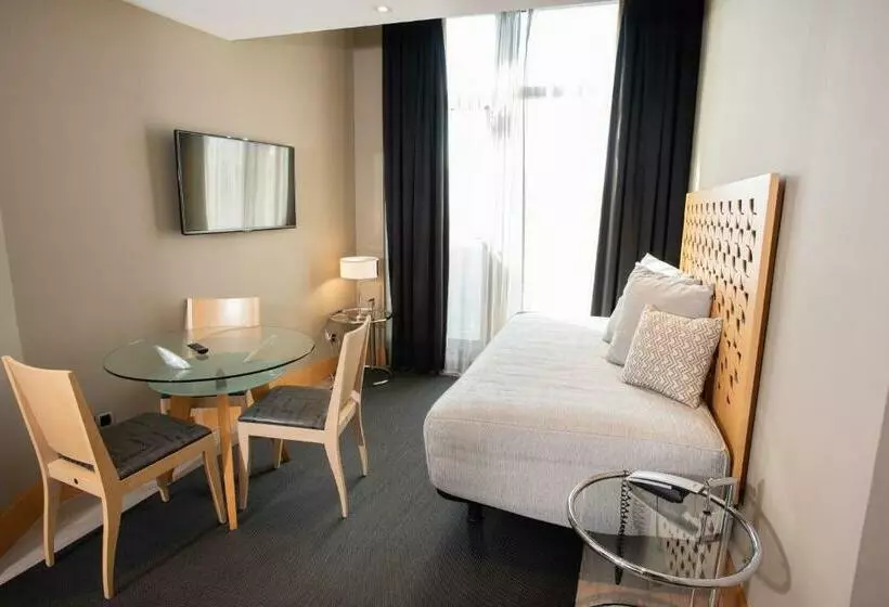 Junior Suite, Plaza