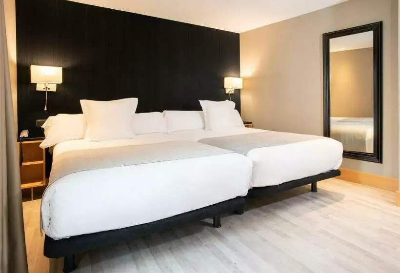 Junior Suite, Plaza