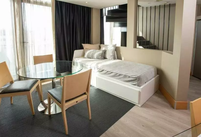 Junior Suite, Plaza