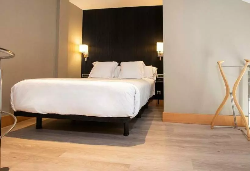 Junior Suite, Plaza