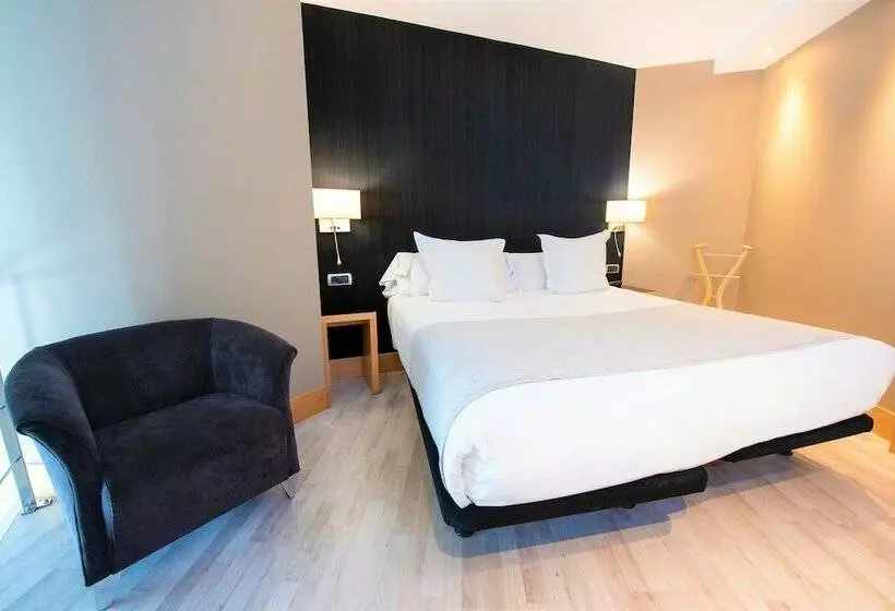 Junior Suite, Plaza