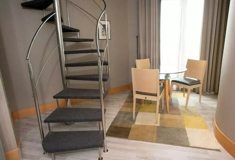 Premium Zimmer, Plaza