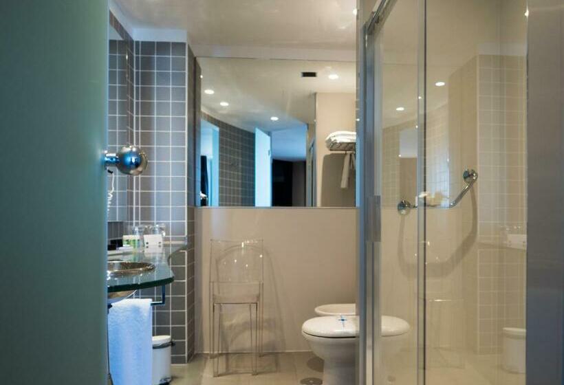 اتاق استاندارد با دسترسی به اسپا, Plaza