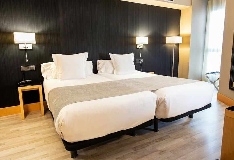 اتاق استاندارد با دسترسی به اسپا, Plaza