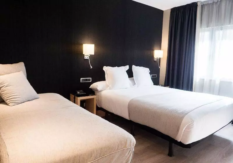 3-Bett-Standardzimmer, Plaza