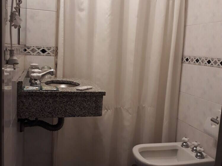 اتاق استاندارد, Plaza Roma